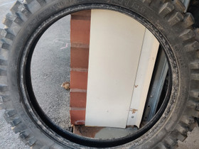 Pirelli ja Mitas nappularenkaat., Renkaat, Mototarvikkeet ja varaosat, Raisio, Tori.fi Pirelli ja Mitas nappularenkaat., Renkaat, Mototarvikkeet ja varaosat, Raisio, Tori.fi