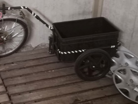 Pyörän peräkärry, Pyörätarvikkeet ja kypärät, Polkupyörät ja pyöräily, Harjavalta, Tori.fi Pyörän peräkärry, Pyörätarvikkeet ja kypärät, Polkupyörät ja pyöräily, Harjavalta, Tori.fi