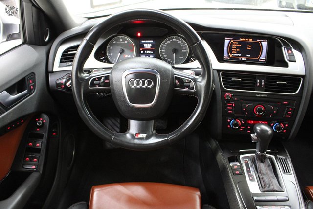 Audi S4 11