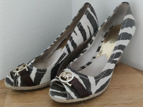 Michael Kors kengät 39, Vaatteet ja kengät, Lempäälä, Tori.fi Michael Kors kengät 39, Vaatteet ja kengät, Lempäälä, Tori.fi