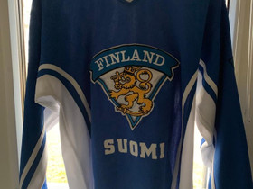 Leijonat pelipaita, Jääkiekko ja luistelu, Urheilu ja ulkoilu, Saarijärvi, Tori.fi Leijonat pelipaita, Jääkiekko ja luistelu, Urheilu ja ulkoilu, Saarijärvi, Tori.fi