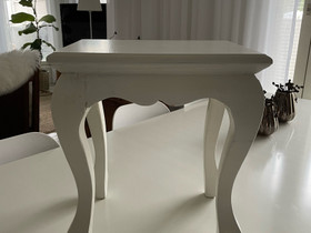 Pieni pöytä, Pöydät ja tuolit, Sisustus ja huonekalut, Pori, Tori.fi