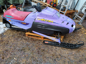 Lynx Cobra Ultra, Moottorikelkat, Moto, Pirkkala, Tori.fi Lynx Cobra Ultra, Moottorikelkat, Moto, Pirkkala, Tori.fi