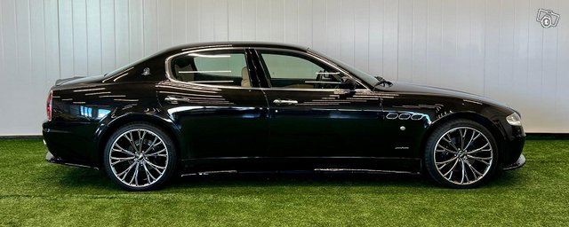 Maserati Quattroporte 7