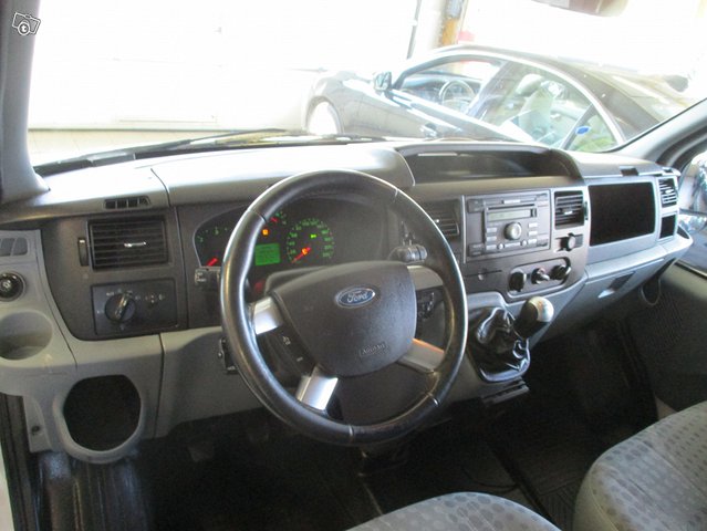 Ford TRANSIT 300L 7