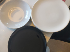 Ikean ruokalautaset ilmaiseksi, Ruokailuastiat ja aterimet, Keittiötarvikkeet ja astiat, Kerava, Tori.fi Ikean ruokalautaset ilmaiseksi, Ruokailuastiat ja aterimet, Keittiötarvikkeet ja astiat, Kerava, Tori.fi