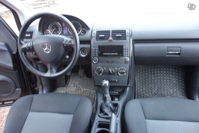 Mercedes-Benz A 9