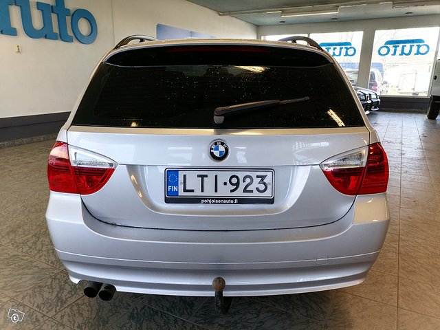 BMW 325 3