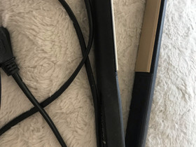 Remington suoristusrauta, Kauneudenhoito ja kosmetiikka, Terveys ja hyvinvointi, Pori, Tori.fi Remington suoristusrauta, Kauneudenhoito ja kosmetiikka, Terveys ja hyvinvointi, Pori, Tori.fi