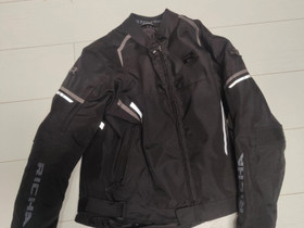 Richa gotham 2 L, Ajoasut, kengät ja kypärät, Mototarvikkeet ja varaosat, Rauma, Tori.fi Richa gotham 2 L, Ajoasut, kengät ja kypärät, Mototarvikkeet ja varaosat, Rauma, Tori.fi