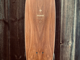 ARBOR GROUNDSWELL SIZZLER 30.5" (lähes uusi), Rullaluistelu ja skeittaus, Urheilu ja ulkoilu, Lappeenranta, Tori.fi ARBOR GROUNDSWELL SIZZLER 30.5" (lähes uusi), Rullaluistelu ja skeittaus, Urheilu ja ulkoilu, Lappeenranta, Tori.fi