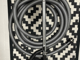 Electrolux keskuspölyimurin 8m letku, Pölynimurit ja siivousvälineet, Kodinkoneet, Oulu, Tori.fi Electrolux keskuspölyimurin 8m letku, Pölynimurit ja siivousvälineet, Kodinkoneet, Oulu, Tori.fi