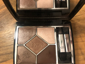 Dior Soft cashmere luomiväripaletti, Kauneudenhoito ja kosmetiikka, Terveys ja hyvinvointi, Heinola, Tori.fi Dior Soft cashmere luomiväripaletti, Kauneudenhoito ja kosmetiikka, Terveys ja hyvinvointi, Heinola, Tori.fi