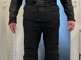 Yoko ajoasu gore-tex, Ajoasut, kengät ja kypärät, Mototarvikkeet ja varaosat, Seinäjoki, Tori.fi Yoko ajoasu gore-tex, Ajoasut, kengät ja kypärät, Mototarvikkeet ja varaosat, Seinäjoki, Tori.fi