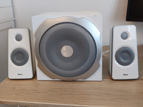 Kaiuttimet, Audio ja musiikkilaitteet, Viihde-elektroniikka, Seinäjoki, Tori.fi Kaiuttimet, Audio ja musiikkilaitteet, Viihde-elektroniikka, Seinäjoki, Tori.fi