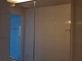 Polaria peilikaappi valolla kylpyhuoneeseen, Kylpyhuoneet, WC:t ja saunat, Rakennustarvikkeet ja työkalut, Lahti, Tori.fi Polaria peilikaappi valolla kylpyhuoneeseen, Kylpyhuoneet, WC:t ja saunat, Rakennustarvikkeet ja työkalut, Lahti, Tori.fi
