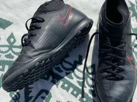 Nike Mercurial turffit, Jalkapallo, Urheilu ja ulkoilu, Kontiolahti, Tori.fi Nike Mercurial turffit, Jalkapallo, Urheilu ja ulkoilu, Kontiolahti, Tori.fi