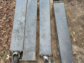Metallijalat, Muu rakentaminen ja remontointi, Rakennustarvikkeet ja työkalut, Liperi, Tori.fi Metallijalat, Muu rakentaminen ja remontointi, Rakennustarvikkeet ja työkalut, Liperi, Tori.fi