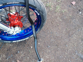 Renthal 827 ohjaustanko, Moottoripyörän varaosat ja tarvikkeet, Mototarvikkeet ja varaosat, Kruunupyy, Tori.fi Renthal 827 ohjaustanko, Moottoripyörän varaosat ja tarvikkeet, Mototarvikkeet ja varaosat, Kruunupyy, Tori.fi