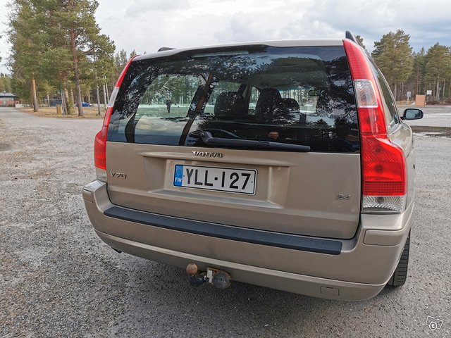 Volvo V70 5