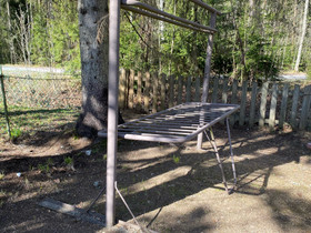 Vanha kunnon mattoteline, Muu piha ja puutarha, Piha ja puutarha, Ylöjärvi, Tori.fi Vanha kunnon mattoteline, Muu piha ja puutarha, Piha ja puutarha, Ylöjärvi, Tori.fi