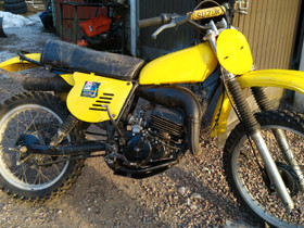 Vanha crossi Suzuki rm 125, Moottoripyörät, Moto, Nakkila, Tori.fi
