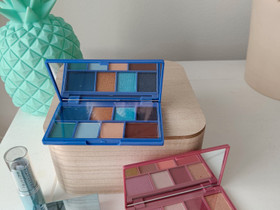 Setti uusia meikkejä: Makeup Revolution, Kauneudenhoito ja kosmetiikka, Terveys ja hyvinvointi, Vantaa, Tori.fi Setti uusia meikkejä: Makeup Revolution, Kauneudenhoito ja kosmetiikka, Terveys ja hyvinvointi, Vantaa, Tori.fi