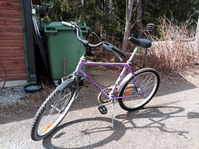 Helkama 24", Lasten pyörät, Polkupyörät ja pyöräily, Polvijärvi, Tori.fi Helkama 24", Lasten pyörät, Polkupyörät ja pyöräily, Polvijärvi, Tori.fi