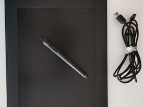Wacom Intuos Pro Medium Piirtopöytä, Oheislaitteet, Tietokoneet ja lisälaitteet, Lahti, Tori.fi Wacom Intuos Pro Medium Piirtopöytä, Oheislaitteet, Tietokoneet ja lisälaitteet, Lahti, Tori.fi