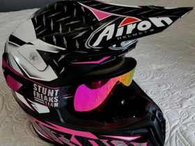 Kypärä Airoh Twist Iron Pinkki (koko M), Ajoasut, kengät ja kypärät, Mototarvikkeet ja varaosat, Oulu, Tori.fi Kypärä Airoh Twist Iron Pinkki (koko M), Ajoasut, kengät ja kypärät, Mototarvikkeet ja varaosat, Oulu, Tori.fi