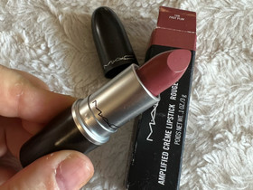 MAC: Amplified Creme Lipstick: Fast Play, Kauneudenhoito ja kosmetiikka, Terveys ja hyvinvointi, Helsinki, Tori.fi MAC: Amplified Creme Lipstick: Fast Play, Kauneudenhoito ja kosmetiikka, Terveys ja hyvinvointi, Helsinki, Tori.fi