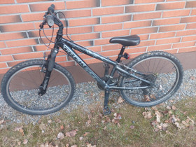 Trek 24-tuuman maastopyörä, Lasten pyörät, Polkupyörät ja pyöräily, Joensuu, Tori.fi Trek 24-tuuman maastopyörä, Lasten pyörät, Polkupyörät ja pyöräily, Joensuu, Tori.fi