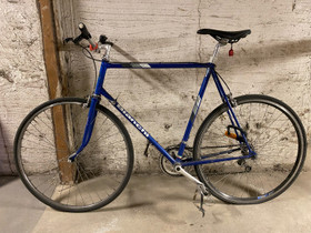 Bianchi, Kilpapyörät, Polkupyörät ja pyöräily, Helsinki, Tori.fi Bianchi, Kilpapyörät, Polkupyörät ja pyöräily, Helsinki, Tori.fi