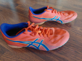 Asics piikkarit 39.5, Juoksu ja lenkkeily, Urheilu ja ulkoilu, Tampere, Tori.fi Asics piikkarit 39.5, Juoksu ja lenkkeily, Urheilu ja ulkoilu, Tampere, Tori.fi