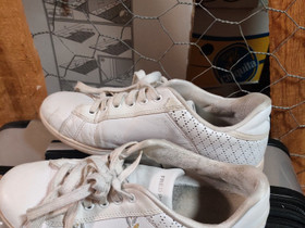 Fred Perry kengät, Vaatteet ja kengät, Vaasa, Tori.fi Fred Perry kengät, Vaatteet ja kengät, Vaasa, Tori.fi