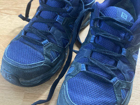 Salomon kengät koko 39 1/3, Ulkoilu ja retkeily, Urheilu ja ulkoilu, Asikkala, Tori.fi Salomon kengät koko 39 1/3, Ulkoilu ja retkeily, Urheilu ja ulkoilu, Asikkala, Tori.fi