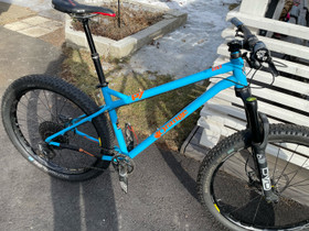 Orange Bikes P7 29 (L-koko), Maastopyörät, Polkupyörät ja pyöräily, Tampere, Tori.fi Orange Bikes P7 29 (L-koko), Maastopyörät, Polkupyörät ja pyöräily, Tampere, Tori.fi