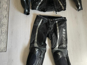 Dainese ajopuku, koko 54, Ajoasut, kengät ja kypärät, Mototarvikkeet ja varaosat, Seinäjoki, Tori.fi Dainese ajopuku, koko 54, Ajoasut, kengät ja kypärät, Mototarvikkeet ja varaosat, Seinäjoki, Tori.fi