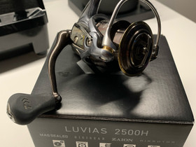 Daiwa Luvias 2500H, Kelat, vavat ja onget, Metsästys ja kalastus, Espoo, Tori.fi Daiwa Luvias 2500H, Kelat, vavat ja onget, Metsästys ja kalastus, Espoo, Tori.fi
