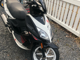 Kymco-skootteri, Skootterit, Moto, Utajärvi, Tori.fi Kymco-skootteri, Skootterit, Moto, Utajärvi, Tori.fi