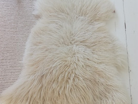 Aito lampaantalja., Matot ja tekstiilit, Sisustus ja huonekalut, Hamina, Tori.fi Aito lampaantalja., Matot ja tekstiilit, Sisustus ja huonekalut, Hamina, Tori.fi