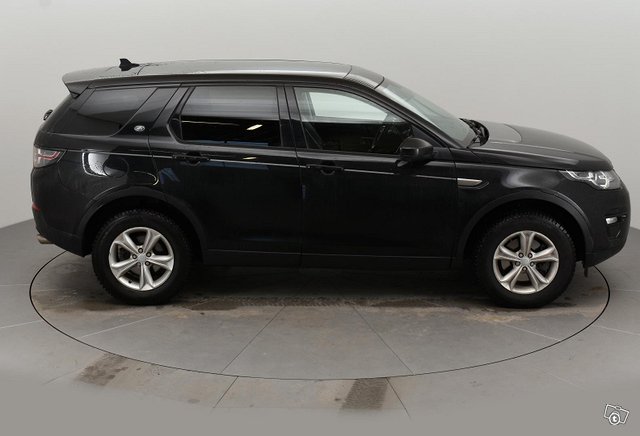 Land Rover Discovery Sport 5