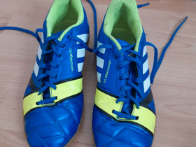 Adidas Nitrocharge 3.0 koko 40, Jalkapallo, Urheilu ja ulkoilu, Joensuu, Tori.fi Adidas Nitrocharge 3.0 koko 40, Jalkapallo, Urheilu ja ulkoilu, Joensuu, Tori.fi