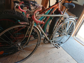 Raleigh Rialto miestenpyörä, Kilpapyörät, Polkupyörät ja pyöräily, Kontiolahti, Tori.fi Raleigh Rialto miestenpyörä, Kilpapyörät, Polkupyörät ja pyöräily, Kontiolahti, Tori.fi