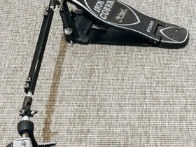 Iron Cobra TAMA pedaalit, Rummut, Musiikki ja soittimet, Espoo, Tori.fi Iron Cobra TAMA pedaalit, Rummut, Musiikki ja soittimet, Espoo, Tori.fi