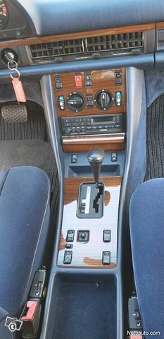 Mercedes-Benz SE 18