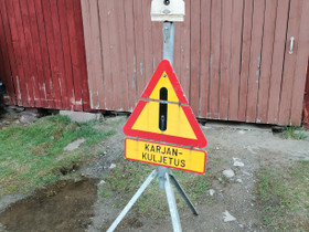 Varoitusmerkki, Muut koneet ja tarvikkeet, Työkoneet ja kalusto, Parikkala, Tori.fi Varoitusmerkki, Muut koneet ja tarvikkeet, Työkoneet ja kalusto, Parikkala, Tori.fi