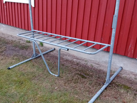 Mattoteline, Muu piha ja puutarha, Piha ja puutarha, Polvijärvi, Tori.fi Mattoteline, Muu piha ja puutarha, Piha ja puutarha, Polvijärvi, Tori.fi
