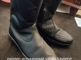 Naisten ajokengät, Ajoasut, kengät ja kypärät, Mototarvikkeet ja varaosat, Pyhtää, Tori.fi Naisten ajokengät, Ajoasut, kengät ja kypärät, Mototarvikkeet ja varaosat, Pyhtää, Tori.fi