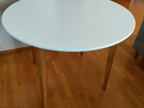 M: Neljän hengen ruokapöytä + tuolit, Pöydät ja tuolit, Sisustus ja huonekalut, Hämeenlinna, Tori.fi